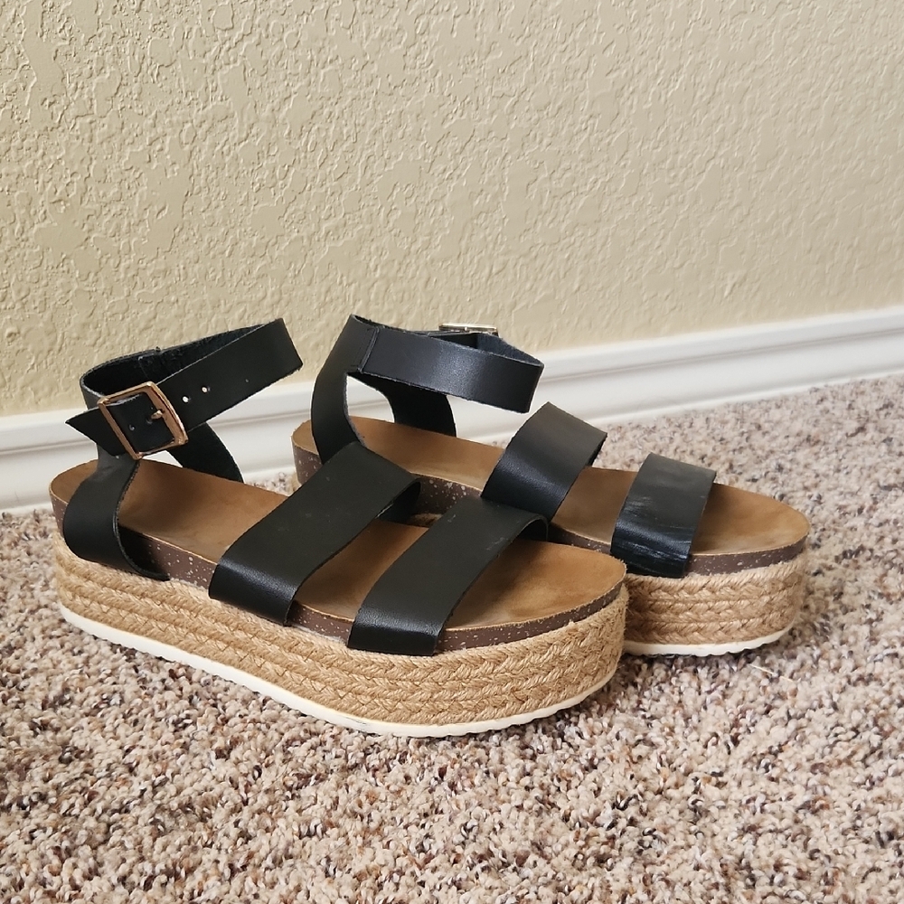 Black Platform Sandals